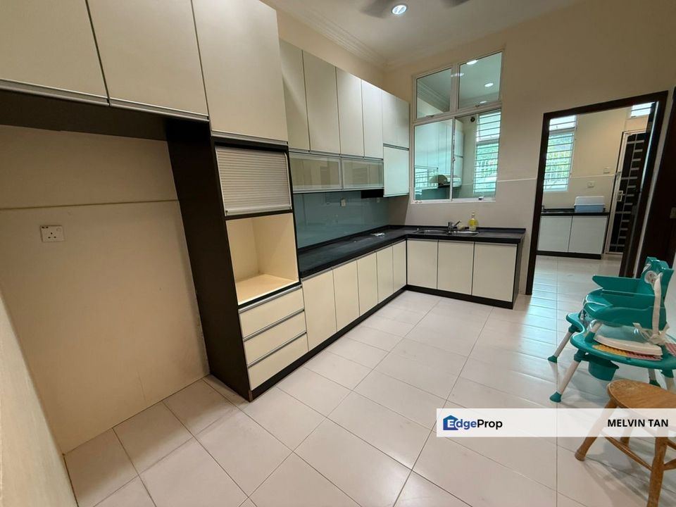 Jalan Clove Hall, Georgetown, Penang / Three Storey Semi Detached / For Sale / Renovated / Partially Furnished, Penang, Georgetown