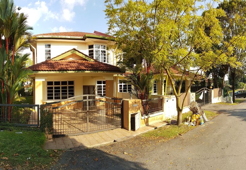 Best Buy 2 storey semi-D warisan permai