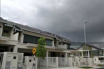 Avista @ Warisan Puteri