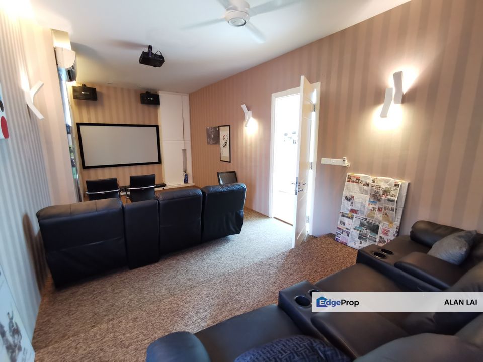 Bungalow Perdana lakeview east, country heights, Selangor, Cyberjaya