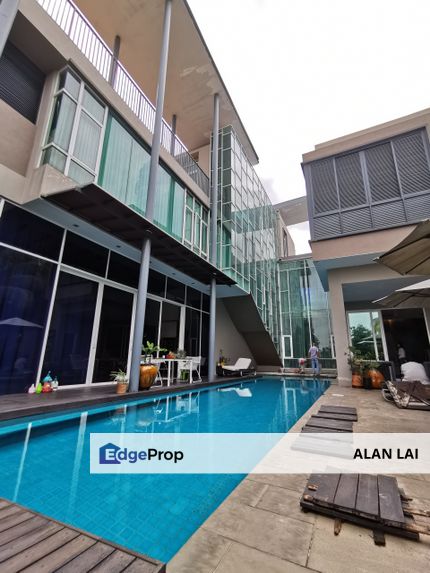 Bungalow Perdana lakeview east, country heights, Selangor, Cyberjaya