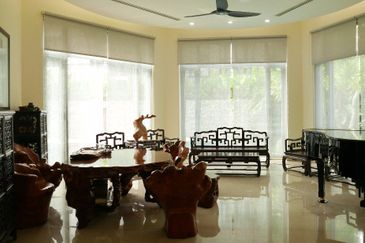 2 storey bungalow Bukit Gita bayu, Gita Bayu Villa