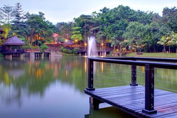 2 storey bungalow Bukit Gita bayu, Gita Bayu Villa