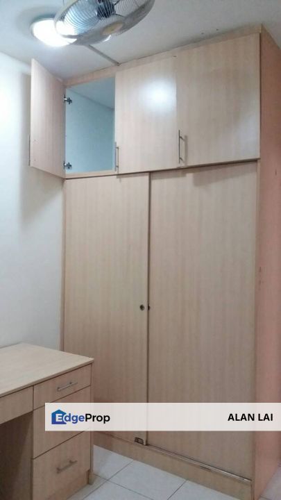 Best buy cyberia smarthome condominium, crescent 1, Selangor, Sepang