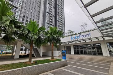LakeFront Residence Cyberjaya