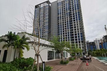 LakeFront Residence Cyberjaya