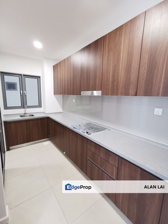 Lakefront Residence, Verdi Ecodominium, Selangor, Cyberjaya