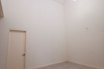 Avista @ Warisan Puteri