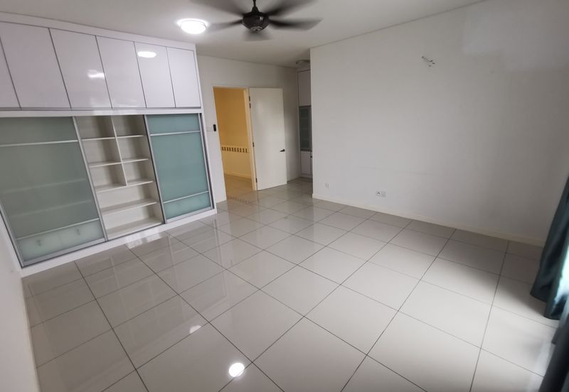 Avista @ Warisan Puteri