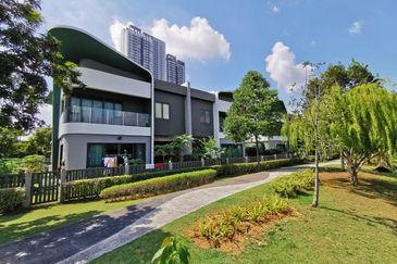 Lepironia Gardens, Setia Eco Glades
