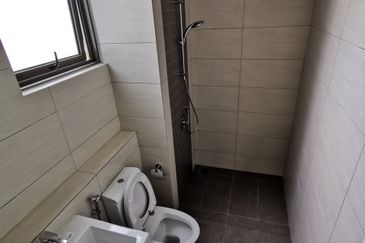 Lake Point Residence