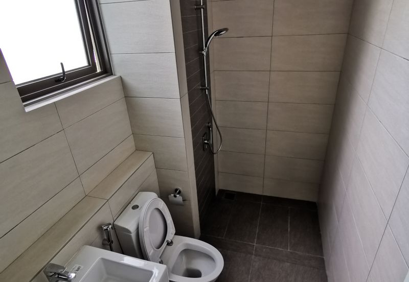 Lake Point Residence