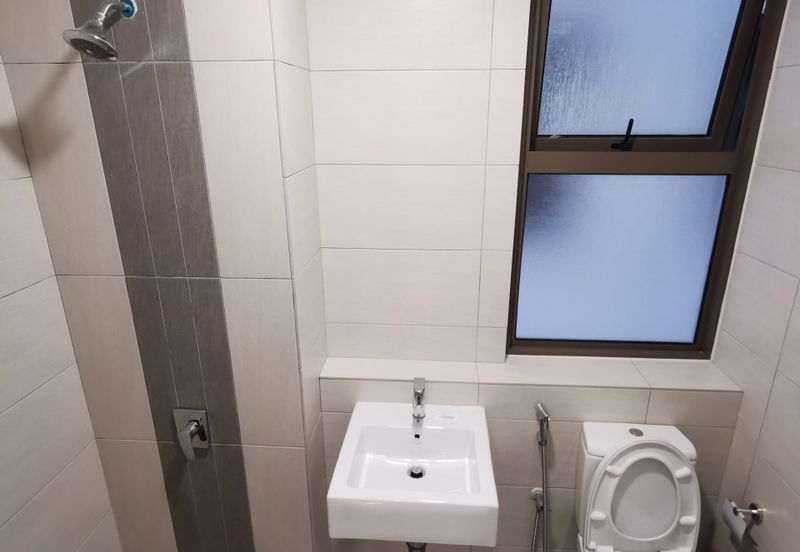 Lake Point Residence