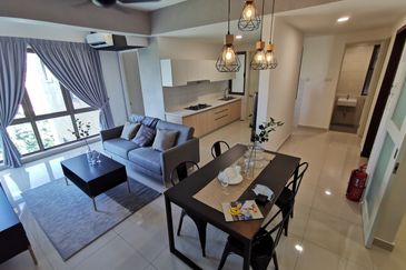 Lake Point Residence