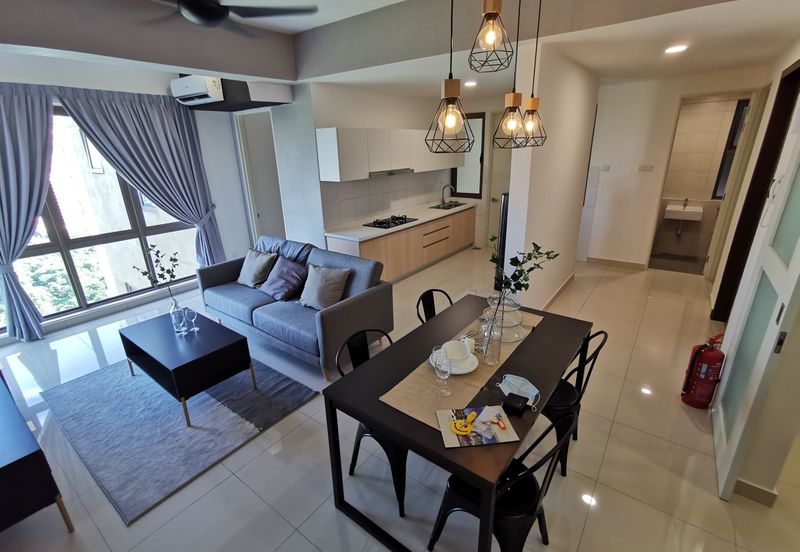 Lake Point Residence