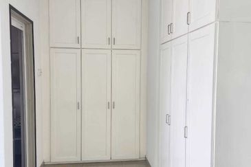 Below market & bank value 2 storey home Bandar Sungai long SL7