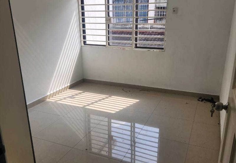 Below market & bank value 2 storey home Bandar Sungai long SL7