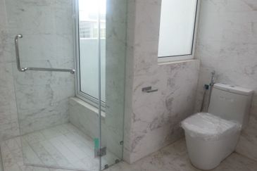 3 storey pool bungalow Taman Ramal, Taman Bukit Meringin, Kajang, Country Heights