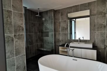 Cristal Serin Residence