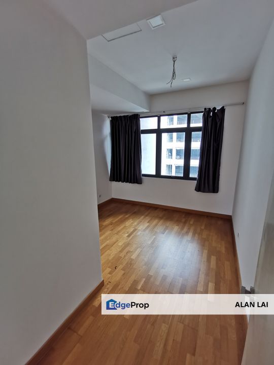 Best Buy 3 Storey Villa Citrine, Cristal serin residence Cyberjaya, Selangor, Cyberjaya