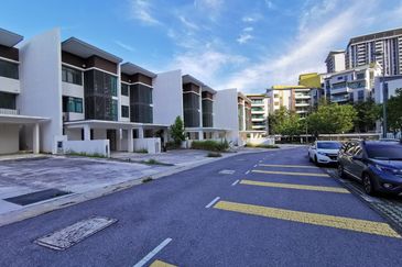 Cristal Serin Residence