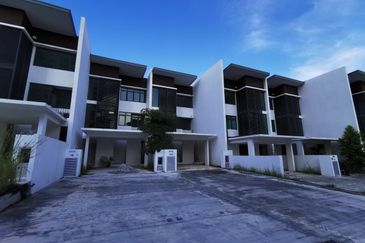 Cristal Serin Residence