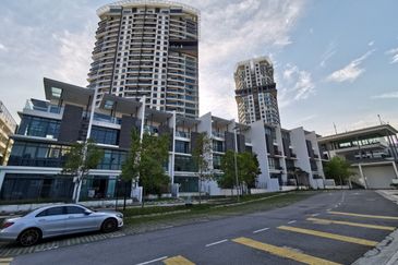 Cristal Serin Residence