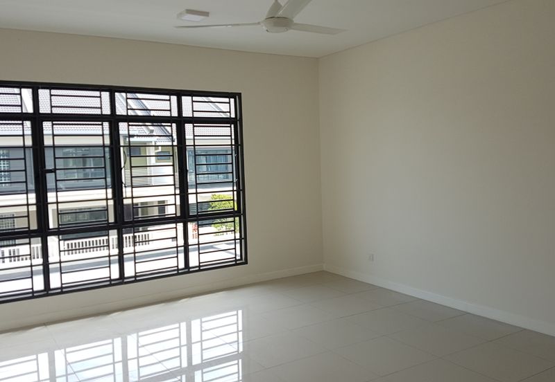 Avista @ Warisan Puteri