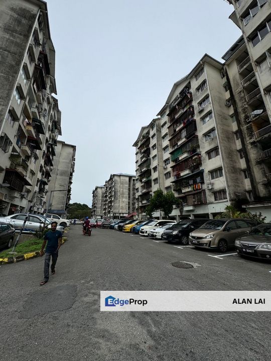 Below Value Taman Bunga Negara Shah Alam seksyen 27, Selangor, Shah Alam