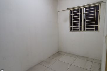 Calisa M @ Calisa Residences