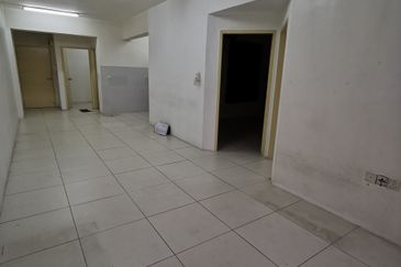 Calisa M @ Calisa Residences