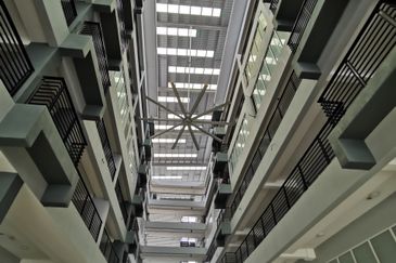 Best Rent ground shop Galleria CBD Perdana D'pulze Cyberjaya