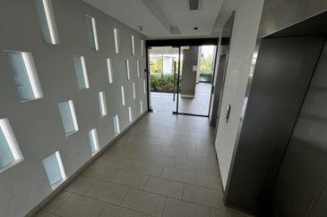 Cristal Serin Residence