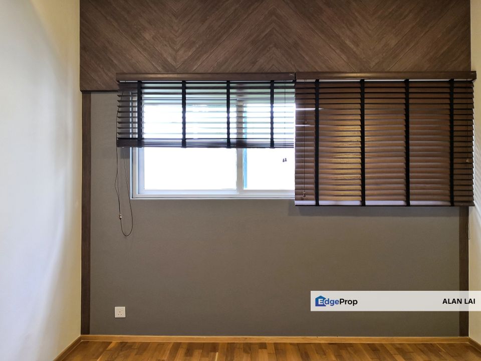 Best Buy 3.5 storey Villa Elevia Residence, Taman Putra Prima Puchong, Selangor, Puchong