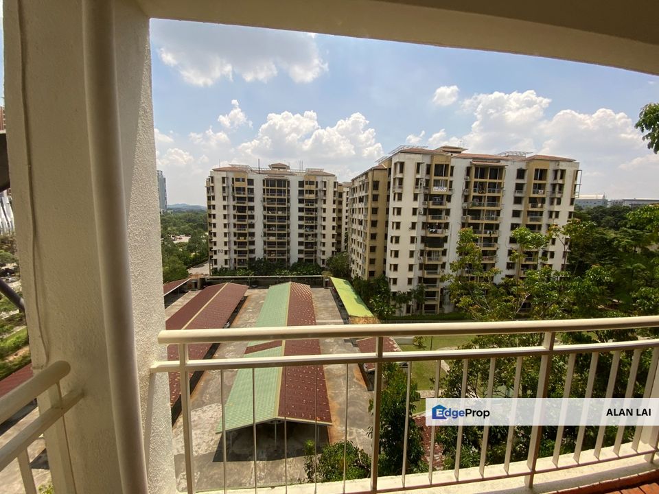 Best Buy Cyberia smarthome Condominium, The Arc, mutiara ville Cyberjaya, Selangor, Sepang