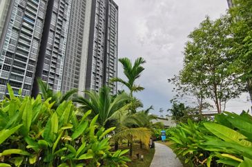 LakeFront Residence Cyberjaya
