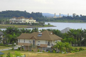 Perdana Lakeview East