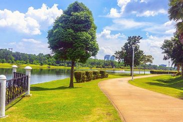 Perdana Lakeview East