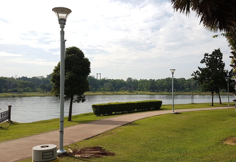 Perdana Lakeview East