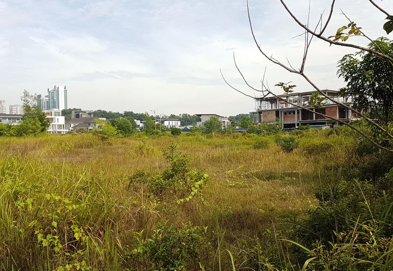 Perdana Lakeview East