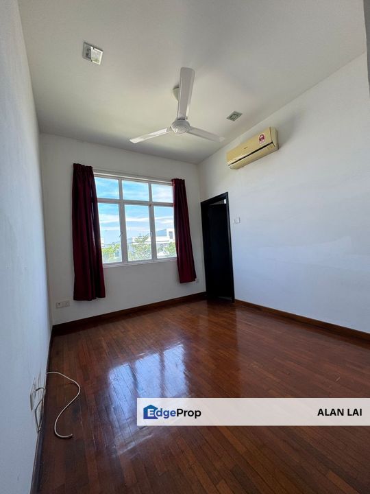 Below market & bank value Mydiva Home Perdana Lakeview east, Cyberjaya, Selangor, Cyberjaya