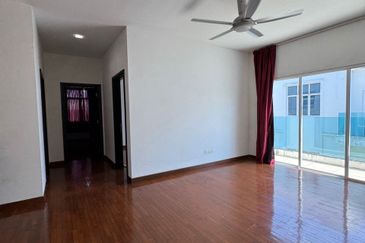 MYDiva, Perdana Lakeview East