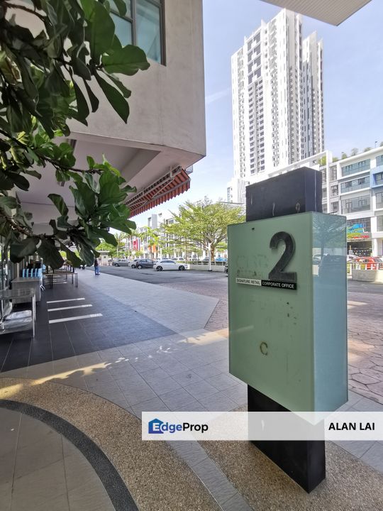 Best Buy Intermediate Shop CBD Perdana 2, D'pulze, Glomac Cyberjaya, Selangor, Cyberjaya