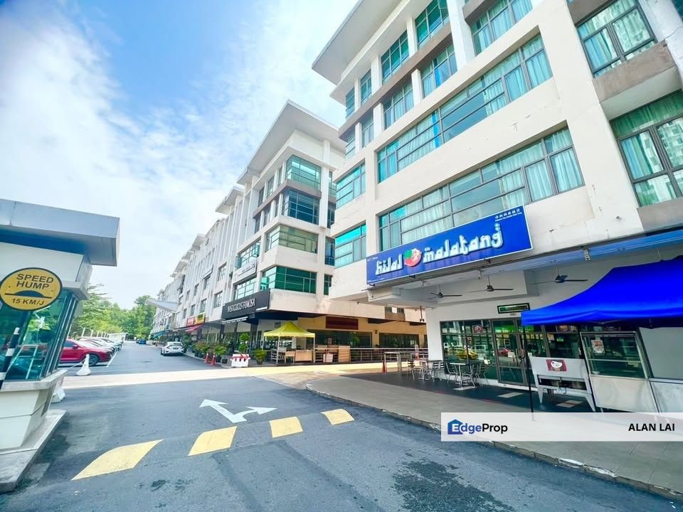 Best Buy Intermediate Shop CBD Perdana 2, D'pulze, Glomac Cyberjaya, Selangor, Cyberjaya