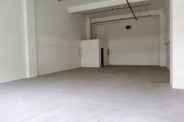 Cyberjaya Dpulze Shop Lot