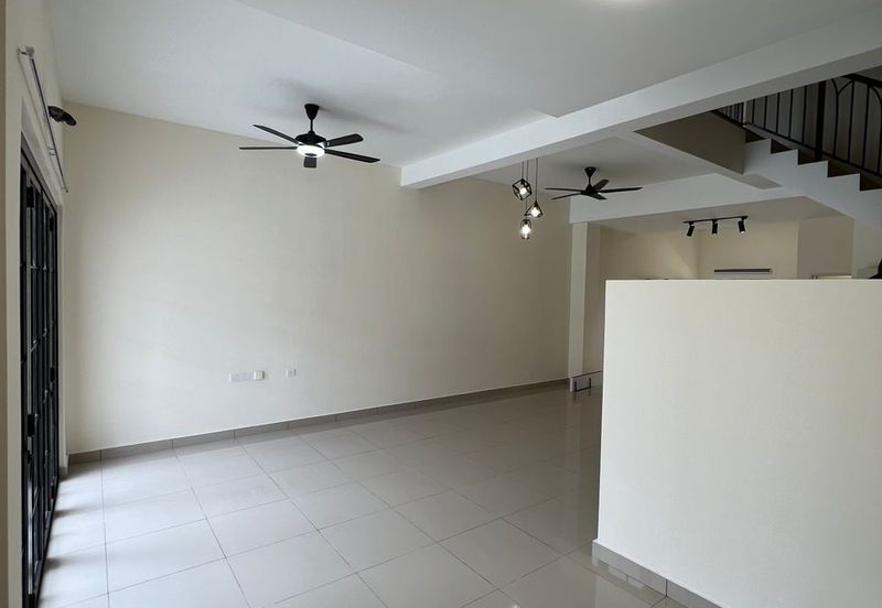 Monet Springtime @ Sunsuria City