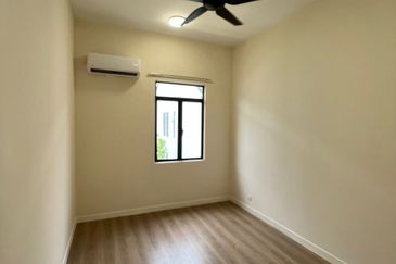 Monet Springtime @ Sunsuria City