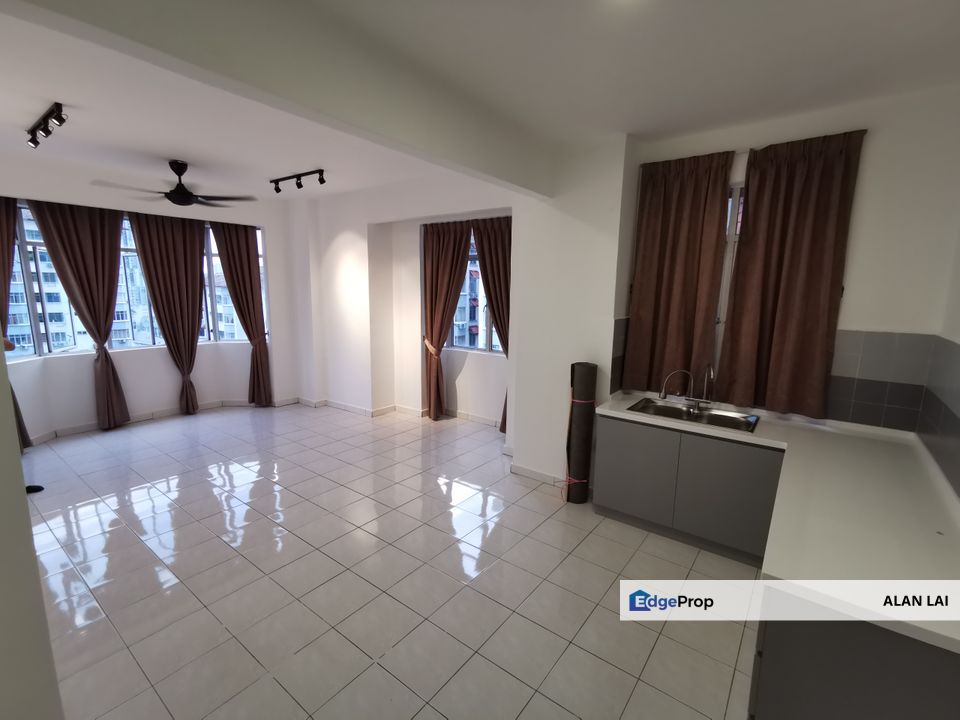 Best rent furnish bukit oug condominium 5 mins to pavilion mall, Kuala Lumpur, Bukit Jalil