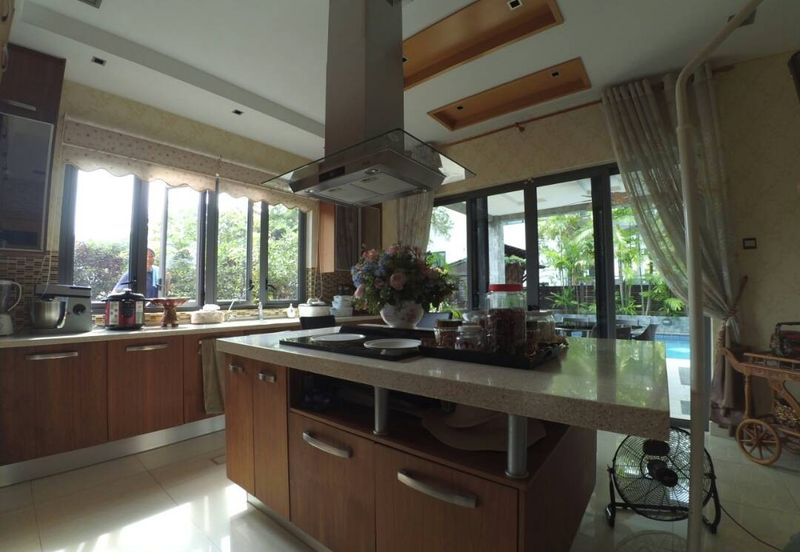 Perdana Lakeview East