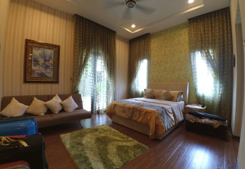 Perdana Lakeview East